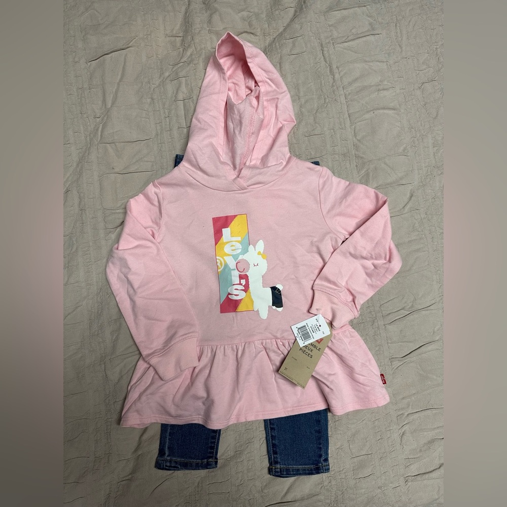 BNWT Levi’s Toddler 2 Piece Set